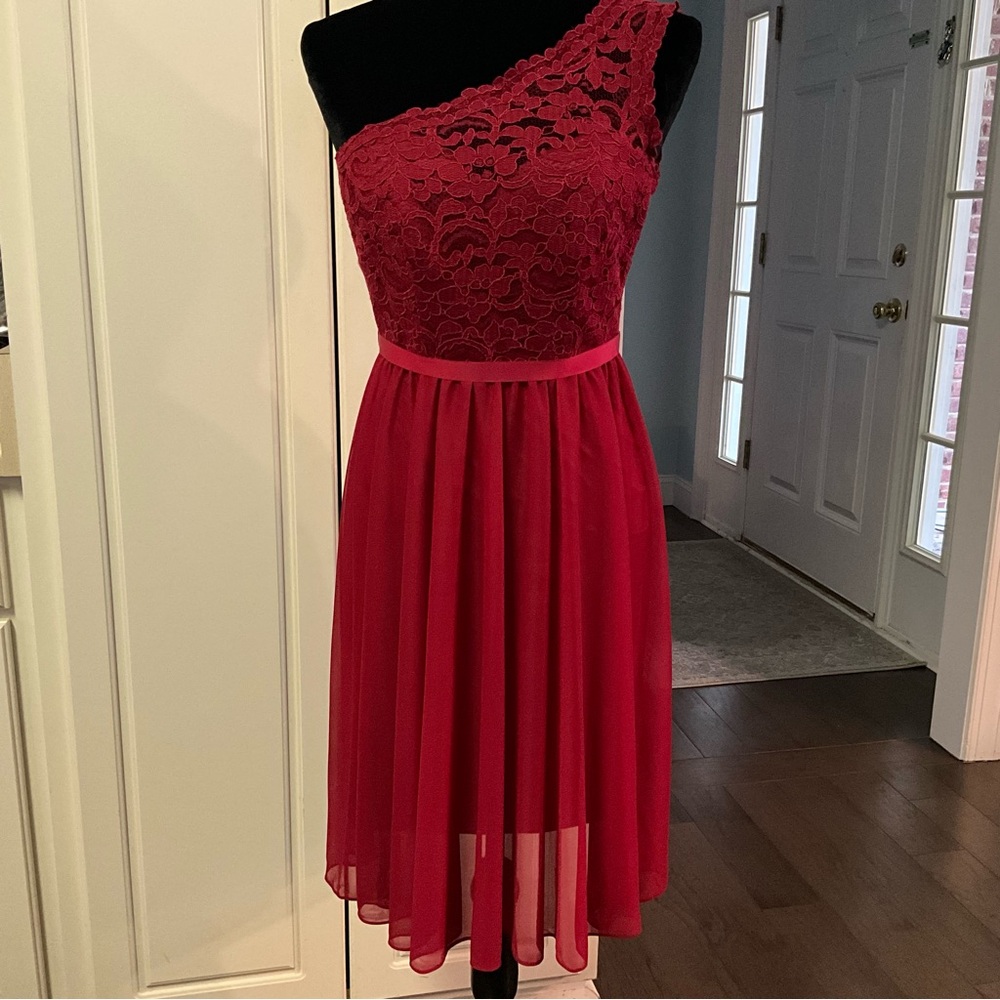 Size 2 Sorority Dress Event Dress Cranberry Red Cocktail Dress Midi Size 2